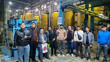 بازدید از کارخانه قند بیستون با حضور دانشجویان و مسئولین دانشکده کشاورزی سنقر